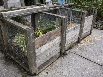 compost turning bin