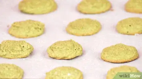 Image titled Make Vanilla French Macarons Step 10