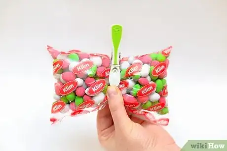 Image titled Make Valentine's Day Treats for Your Kids Step 11