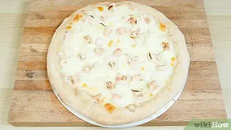 Image titled Make Chicken Alfredo Pizza Step 9