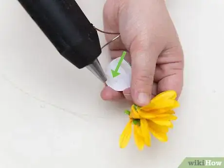 Image titled Make a Flower Hair Clip Step 14