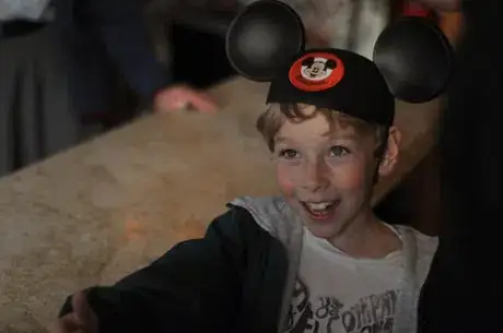 Image titled Disneyland Sam