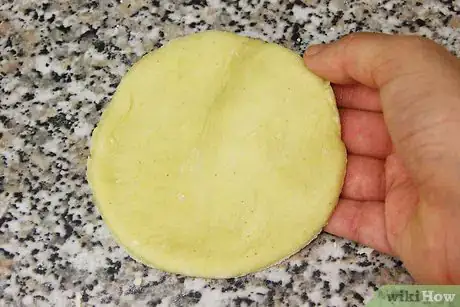 Image titled Make Cannolis Step 6