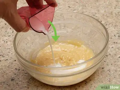 Image titled Make Cake in a Can Step 8