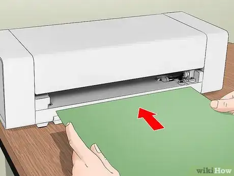 Image titled Cut Vinyl Step 3