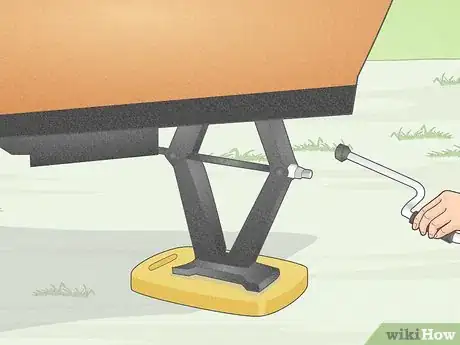 Image titled Get RV Jacks Down Step 11