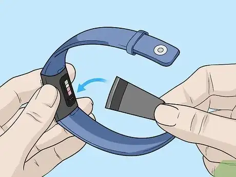 Image titled Charge a Fitbit Charge 3 Step 2