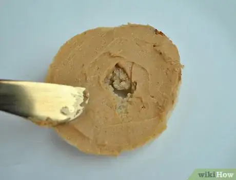 Image titled Make Peanut Butter Banana Bagels Step 9