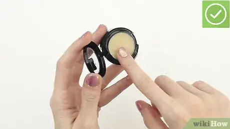 Image titled Make Glitter Lip Gloss Step 13