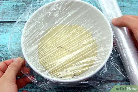 Image titled Make Cannolis Step 4