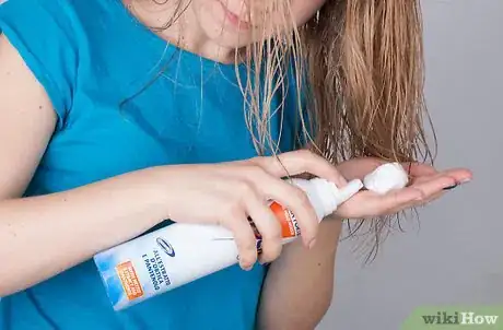 Image titled Achieve a Messy Hair Effect Step 7