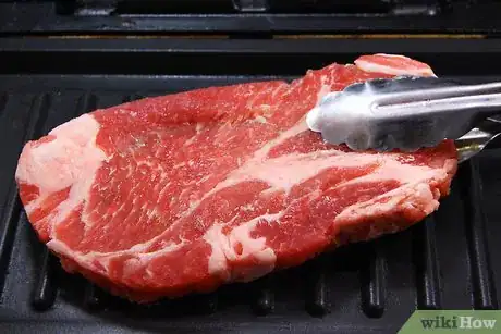 Image titled Cook Frozen Steak Step 9