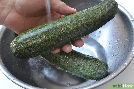 Image titled Make Zucchini Puree Step 1