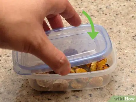 Image titled Dehydrate Bananas Step 9