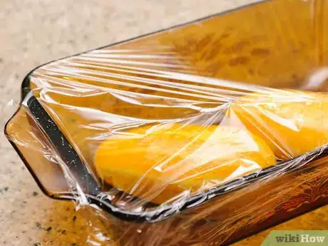 Image titled Cook Spaghetti Squash in Microwave Step 9