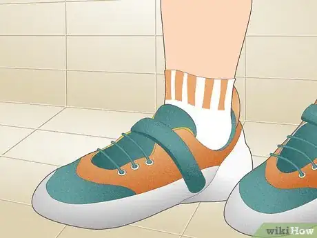 Image titled Stop Climbing Shoes from Smelling Step 4