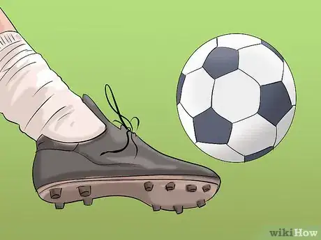 Image titled Avoid Slicing the Soccer Ball Step 6