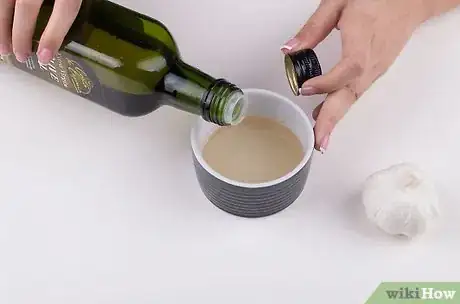 Image titled Eat Raw Garlic Step 4