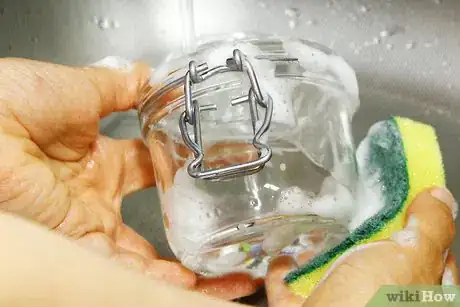 Image titled Make Elderflower Cordial Step 7