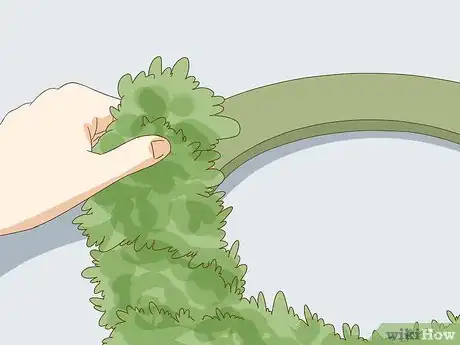 Image titled Make a Wreath Step 22