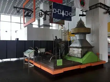 Image titled Plow Blade 4th Floor NYSM