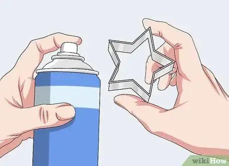 Image titled Make Bird Seed Ornaments Step 12