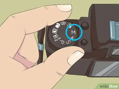 Image titled Take Graduation Portraits Step 13