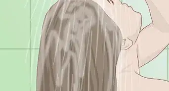 Shampoo Hair Naturally
