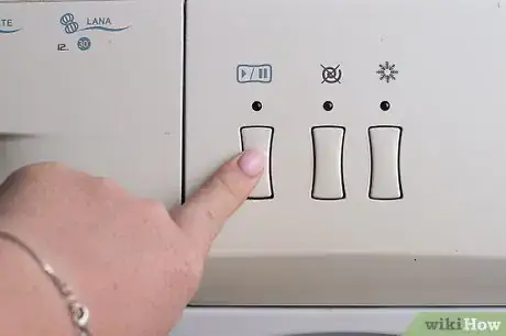 Image titled Make Homemade Oxyclean Step 9