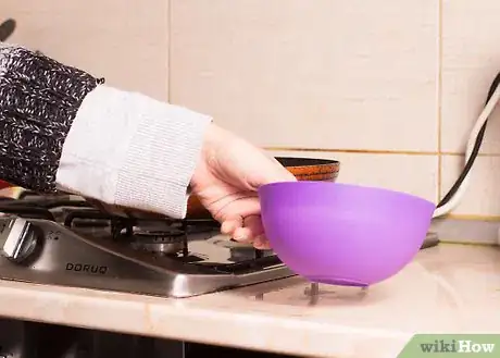 Image titled Make Hair Gel (for Guys) Step 4