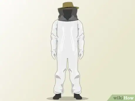 Image titled Harvest Honey Step 2