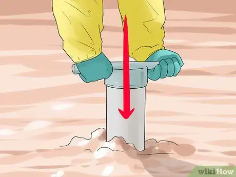 Image titled Dig Pacific Razor Clams Step 10