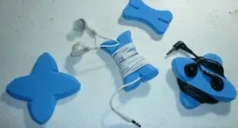 Make an Earbud Cord Caddy