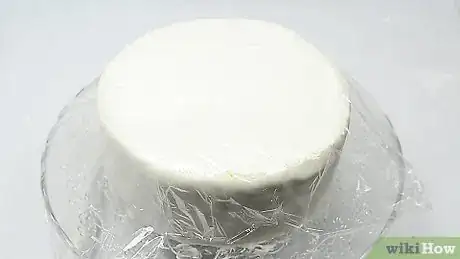 Image titled Cover Tall Cakes Step 15