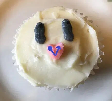 Image titled Cat_Themed_Cupcakes_Nose.jpeg