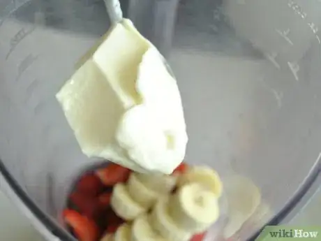 Image titled Make Berry Smoothies Step 2