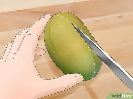 Image titled Eat Pawpaw Step 3