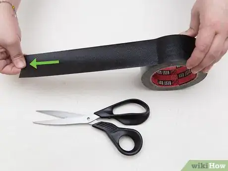 Image titled Make a Lightsaber Hilt out of a Recycled Paper Towel Tube Step 4