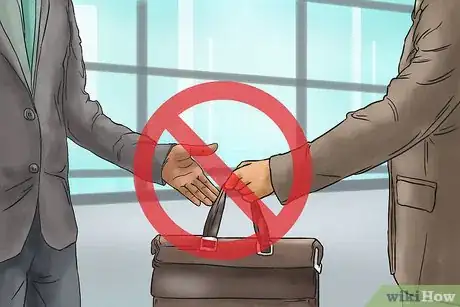 Image titled Avoid Airport Scam Artists Step 6