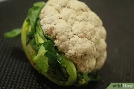 Image titled Steam Cauliflower Step 1