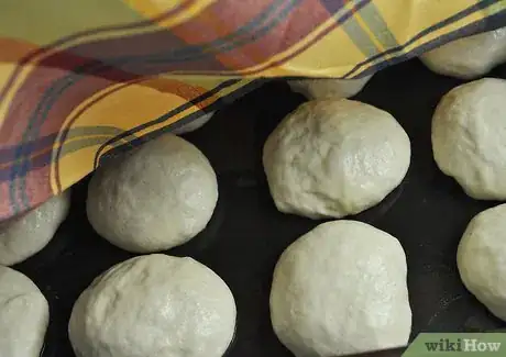 Image titled Make Overnight Refrigerator Rolls Step 11