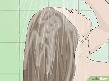 Image titled Shampoo Hair Naturally Step 10