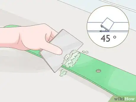 Image titled Remove Old Wax from a Snowboard Step 2