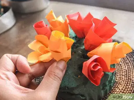 Image titled Make a Flower Wreath Step 16
