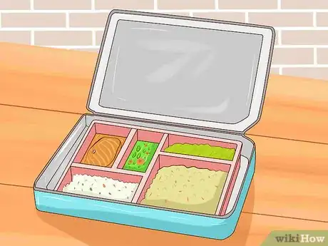 Image titled Keep Your Lunch Box Cold Step 2