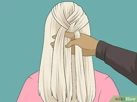 Image titled Start a French Braid Step 11