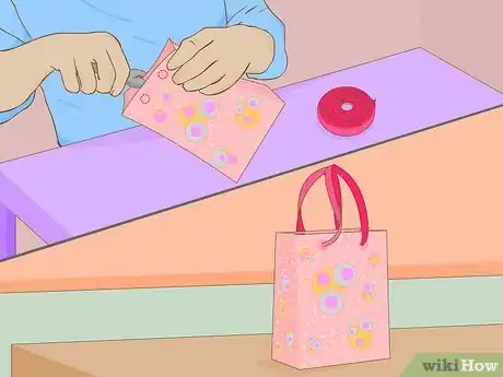 Image titled Use Leftover Wallpaper Step 11