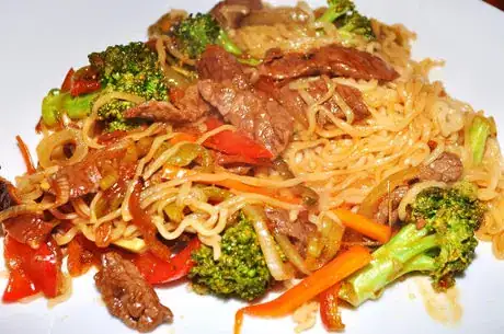 Image titled Mmm...beef noodle stir fry
