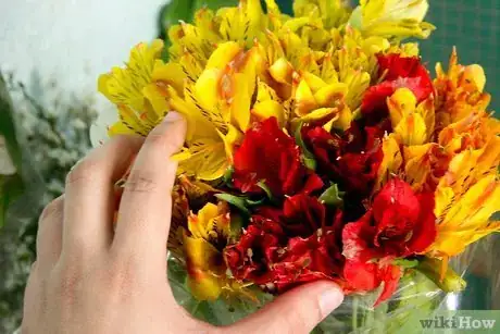 Image titled Order Flowers Step 16