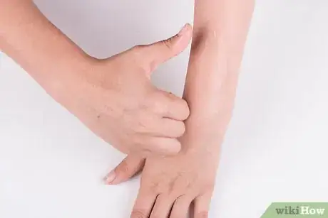 Image titled Make Massage Oil for All Skin Types Step 3